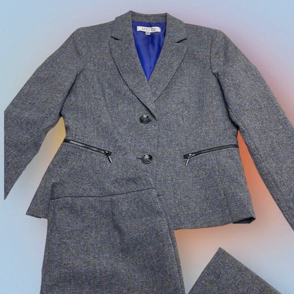 KASPER Women’s 8 / 10 Gray Plaid Suit - Picture 1 of 5